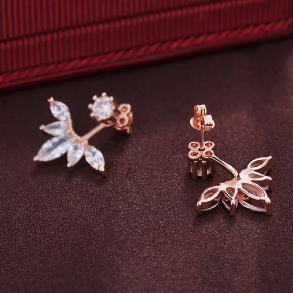 “Diamond Princess" Floral Unique Cute Stud Earring - Picture 13 of 14